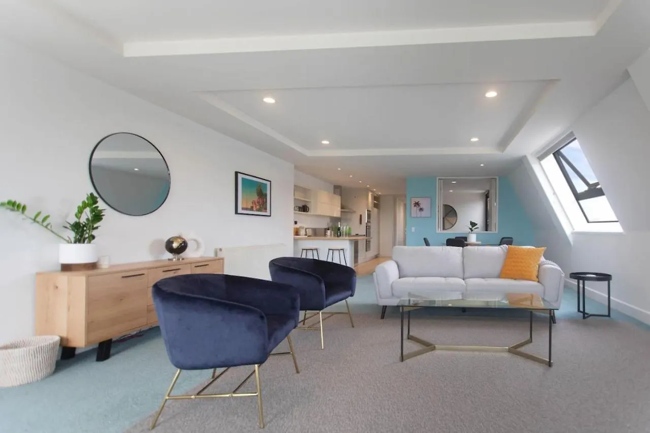 Lakeside Loft Rotorua Apartment