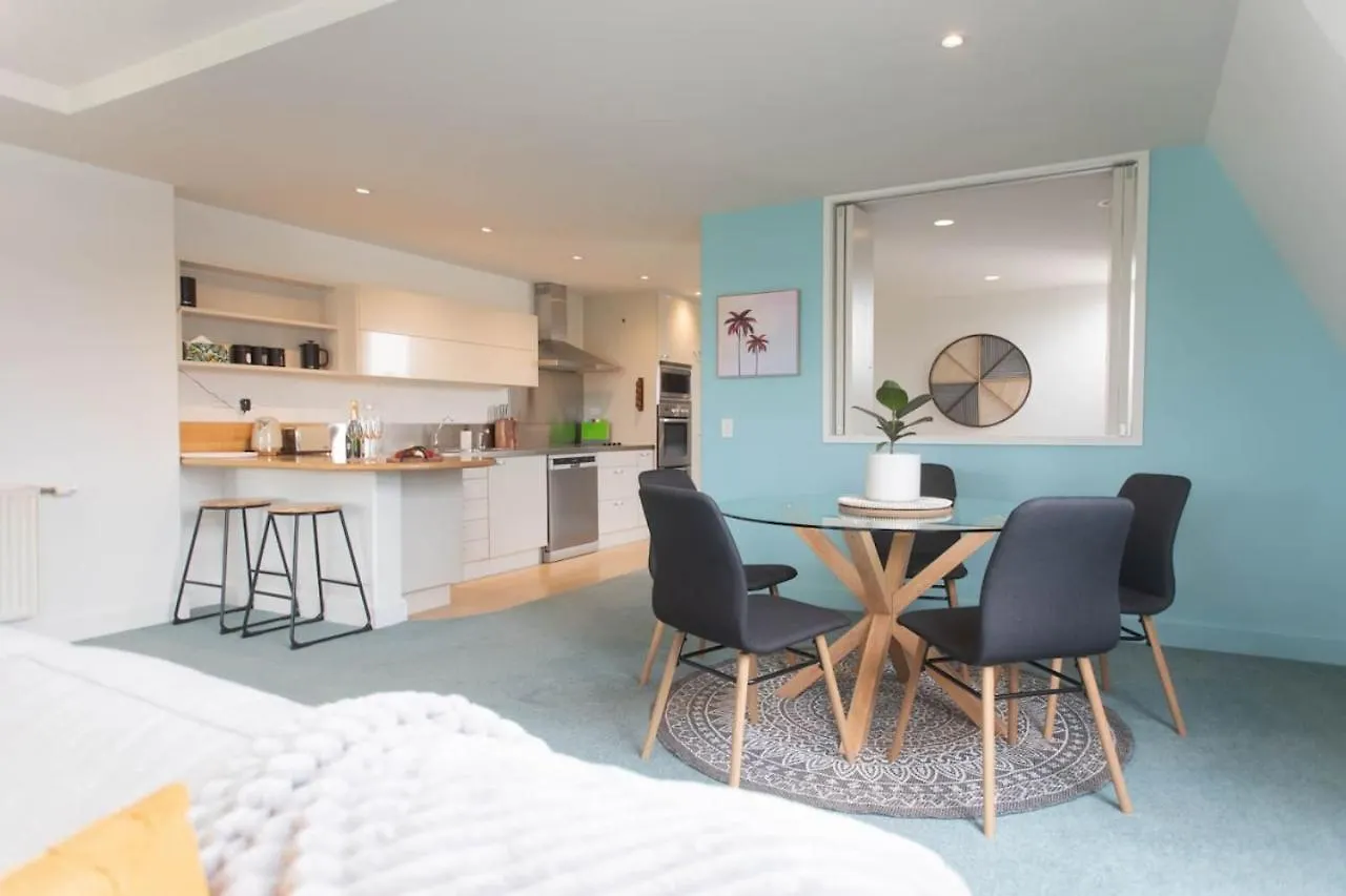 Lakeside Loft Rotorua New Zealand